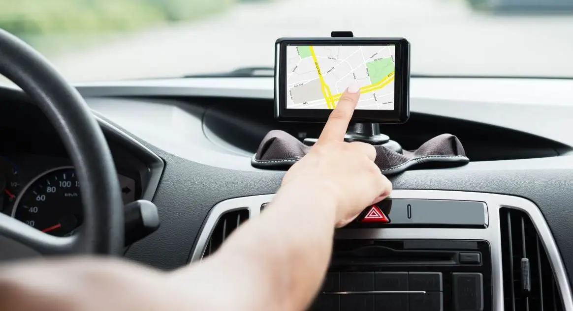 Tips Memilih dan Perbandingan Harga GPS untuk Mobil Terbaik