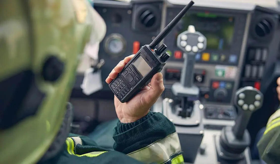 Kelebihan dan Kekurangan Handy Talky Yang Wajib Anda Tahu